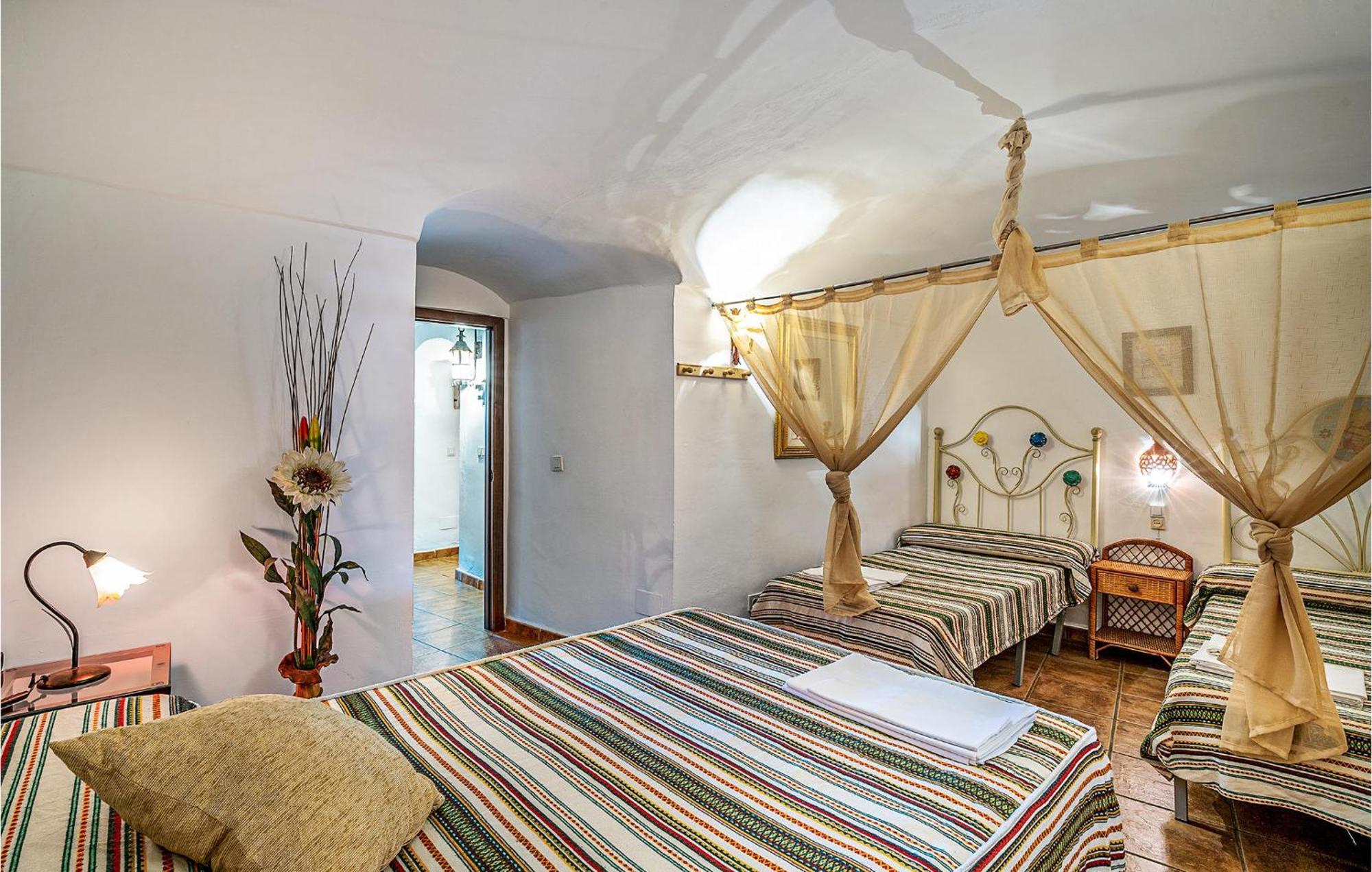 Beautiful Home In Cuevas Del Campo Εξωτερικό φωτογραφία