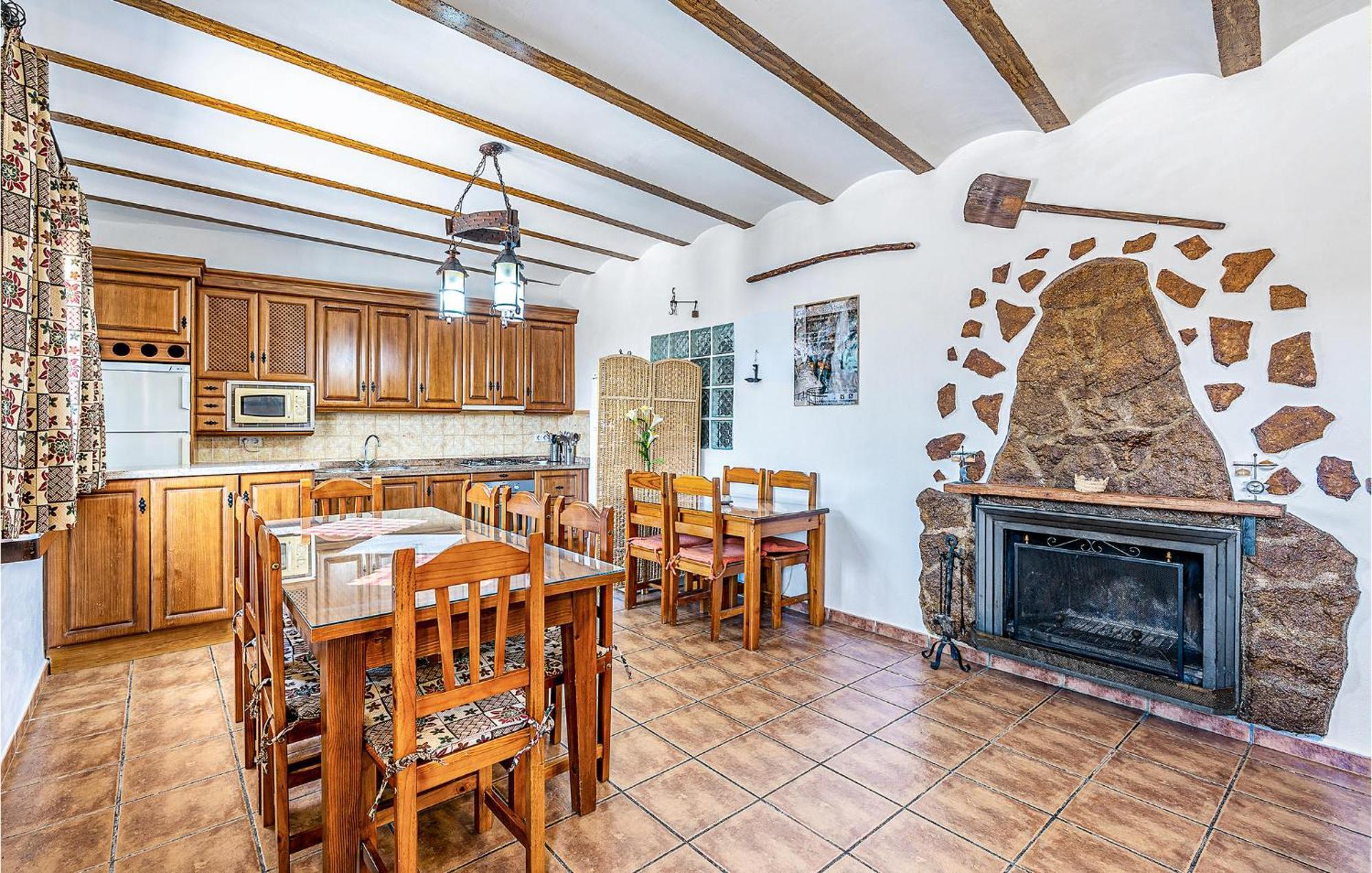 Beautiful Home In Cuevas Del Campo Εξωτερικό φωτογραφία